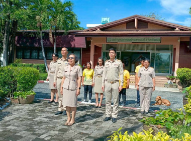 กิจกรรมร้องเพลงชาติและเชิญธงชาติไทยขึ้นสู่ยอดเสา ... พารามิเตอร์รูปภาพ 6